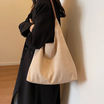 MARY | SUEDE SHOULDER BAG